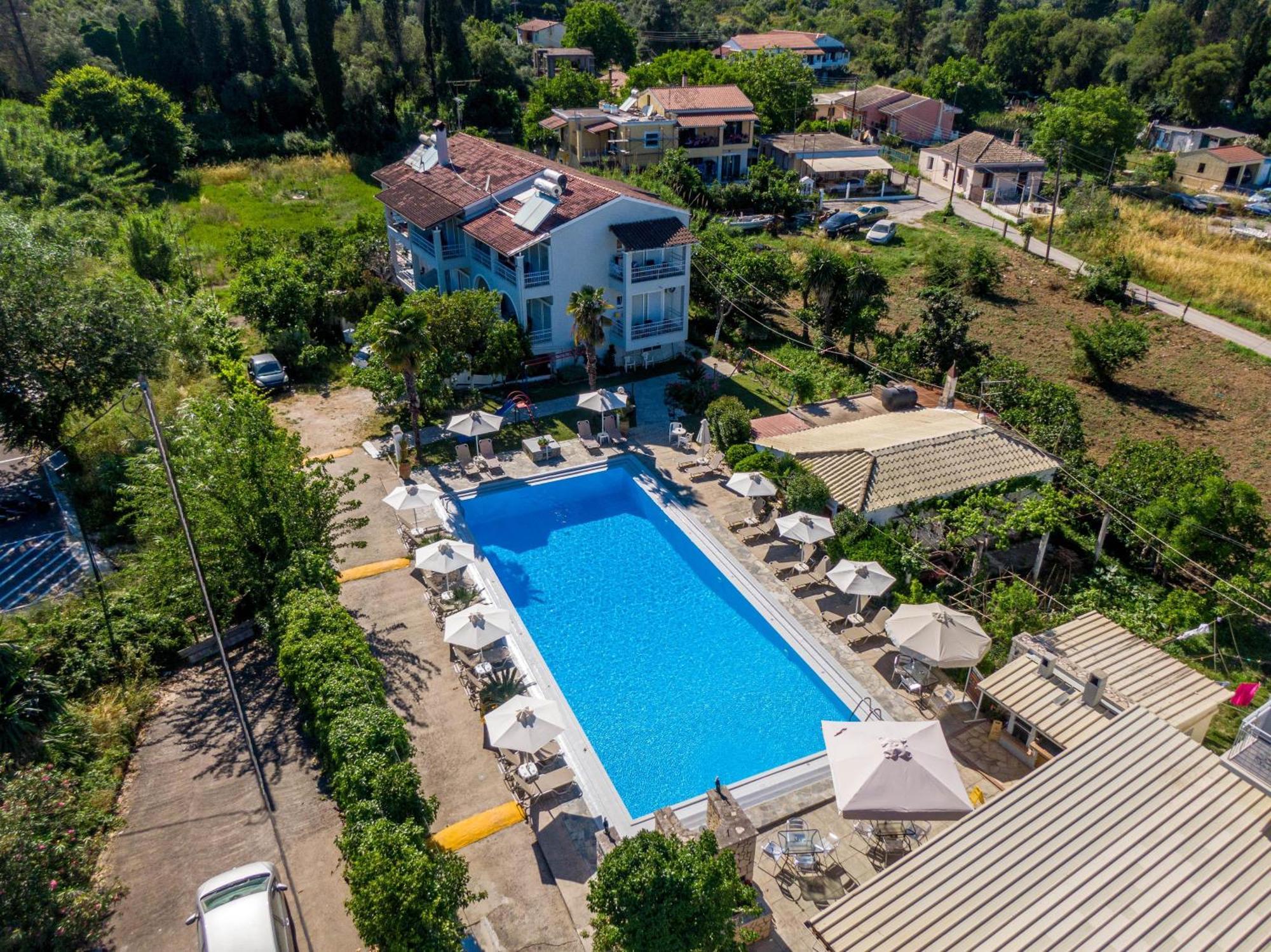 Angela Hotel & Apartments Gouvia Bagian luar foto