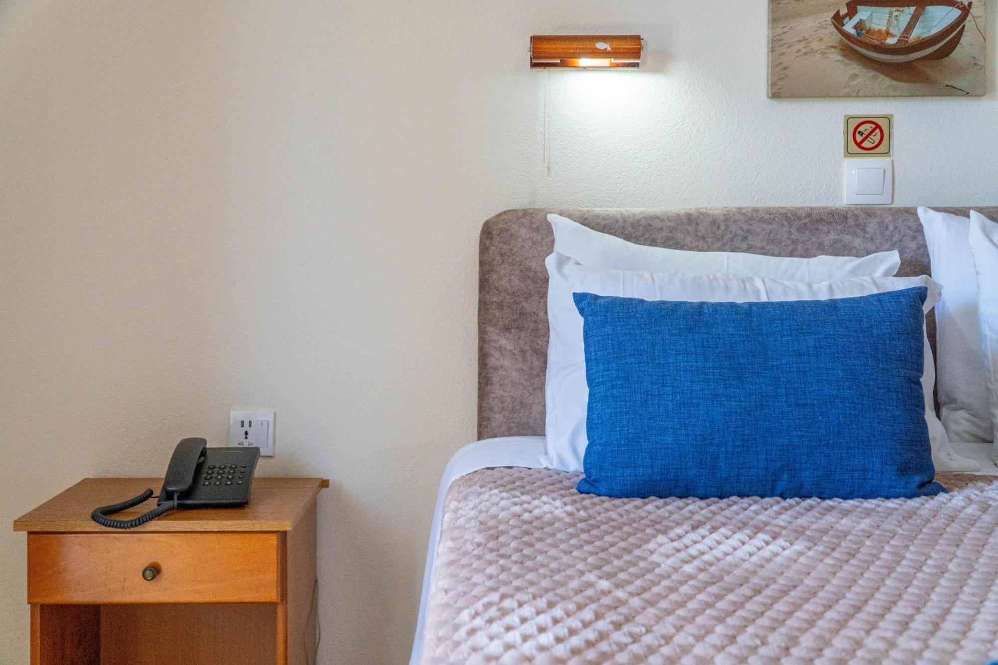 Angela Hotel & Apartments Gouvia Bagian luar foto