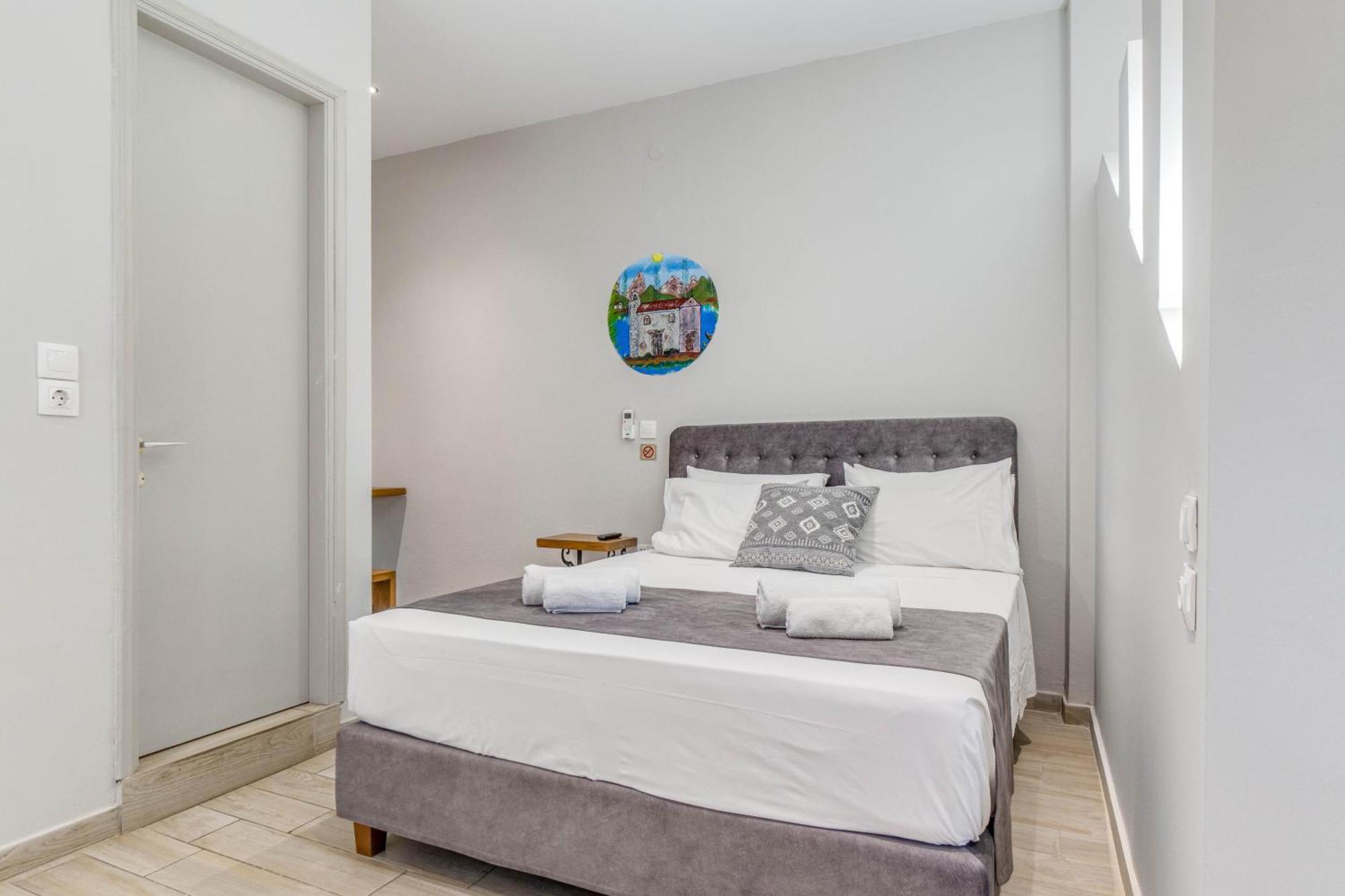 Angela Hotel & Apartments Gouvia Bagian luar foto